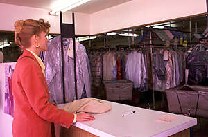 [http://drycleaners.website2go.com/images/BU002368.jpg]